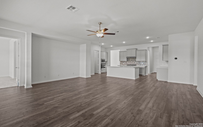 2808 Reeves Ln, Schertz, TX 78108, 4 Bedrooms Bedrooms, ,3 BathroomsBathrooms,Residential,For Sale,2808 Reeves Ln,0,1852876