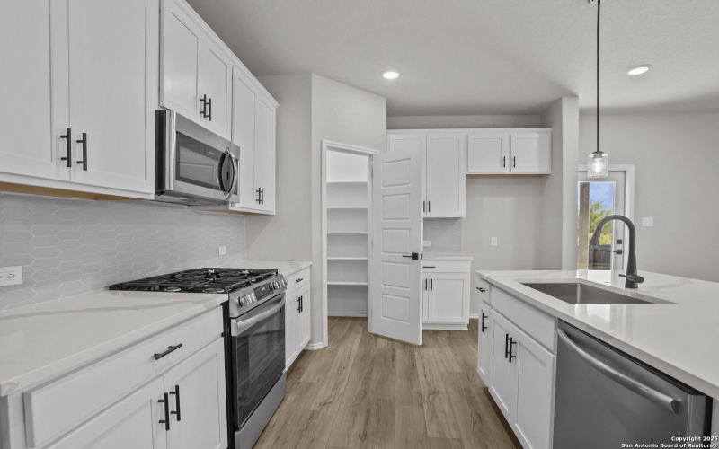 3230 Blantyre, Converse, TX 78109, 4 Bedrooms Bedrooms, ,2 BathroomsBathrooms,Residential,For Sale,3230 Blantyre,0,1877260