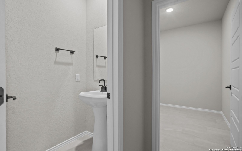 3230 Blantyre, Converse, TX 78109, 4 Bedrooms Bedrooms, ,2 BathroomsBathrooms,Residential,For Sale,3230 Blantyre,0,1877260