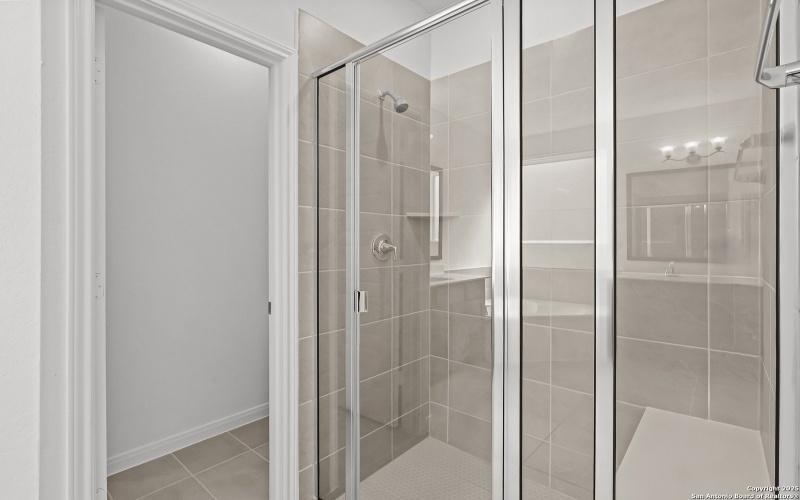 4544 Yoakum Valley, Schertz, TX 78108, 5 Habitaciones Habitaciones , ,5 BañosBaños,Residential,En Venta,4544 Yoakum Valley,0,1878083