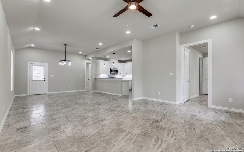 3367 Roland, San Antonio, TX 78210, 3 Habitaciones Habitaciones , ,2 BañosBaños,Residential,En Venta,3367 Roland,0,1878206