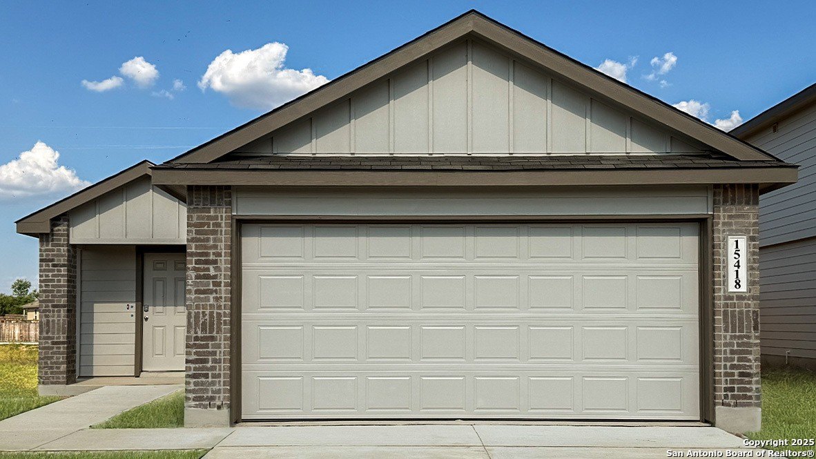 15418 Lemon Pepper Creek, Von Ormy, TX 78073, 4 Bedrooms Bedrooms, ,2 BathroomsBathrooms,Residential,For Sale,15418 Lemon Pepper Creek,0,1878356