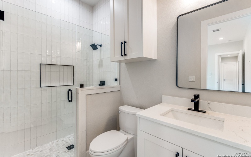 113 Pioneer Trail, Adkins, TX 78101, 5 Bedrooms Bedrooms, ,3 BathroomsBathrooms,Residential,For Sale,113 Pioneer Trail,0,1878480