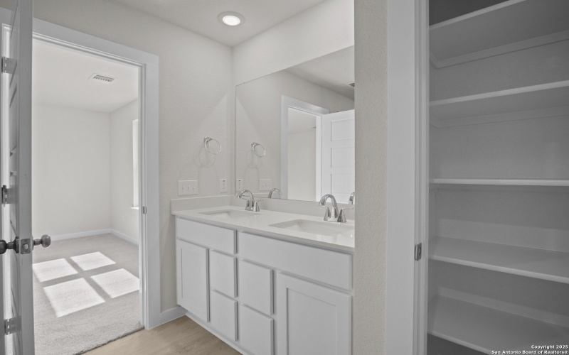 8930 Wildwood Pass, San Antonio, TX 78254, 4 Habitaciones Habitaciones , ,2 BañosBaños,Residential,En Venta,8930 Wildwood Pass,0,1878658