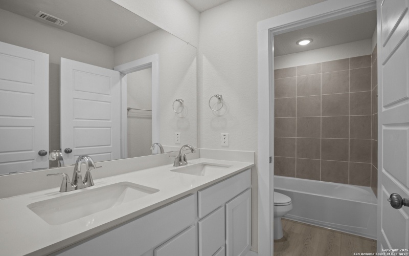 8930 Wildwood Pass, San Antonio, TX 78254, 4 Habitaciones Habitaciones , ,2 BañosBaños,Residential,En Venta,8930 Wildwood Pass,0,1878658