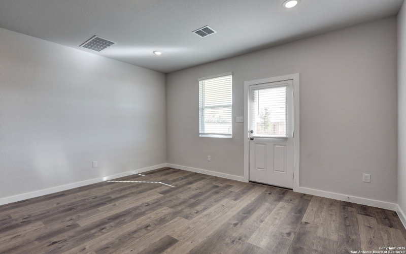 9982 Forestier Grn, San Antonio, TX 78214, 5 Habitaciones Habitaciones , ,3 BañosBaños,Residential,En Venta,9982 Forestier Grn,0,1879271