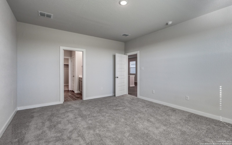 9982 Forestier Grn, San Antonio, TX 78214, 5 Habitaciones Habitaciones , ,3 BañosBaños,Residential,En Venta,9982 Forestier Grn,0,1879271