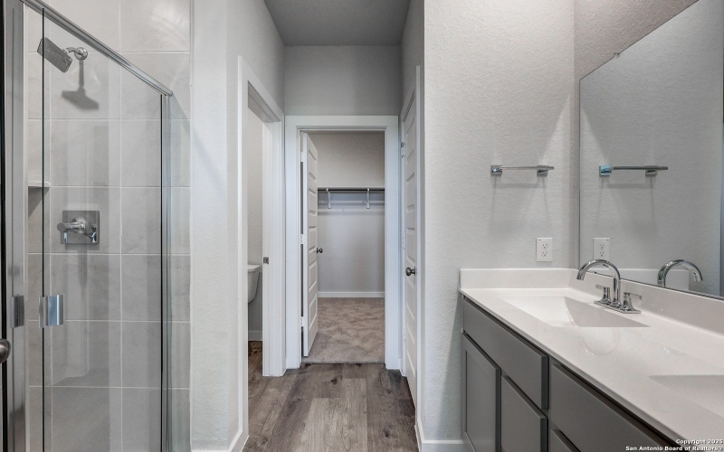 9982 Forestier Grn, San Antonio, TX 78214, 5 Habitaciones Habitaciones , ,3 BañosBaños,Residential,En Venta,9982 Forestier Grn,0,1879271