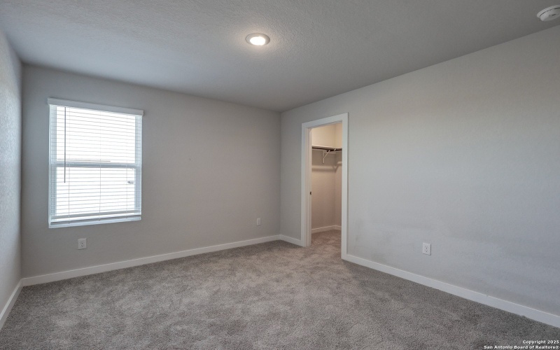 9982 Forestier Grn, San Antonio, TX 78214, 5 Habitaciones Habitaciones , ,3 BañosBaños,Residential,En Venta,9982 Forestier Grn,0,1879271