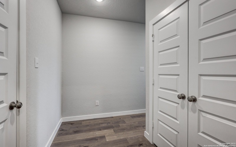 9982 Forestier Grn, San Antonio, TX 78214, 5 Habitaciones Habitaciones , ,3 BañosBaños,Residential,En Venta,9982 Forestier Grn,0,1879271