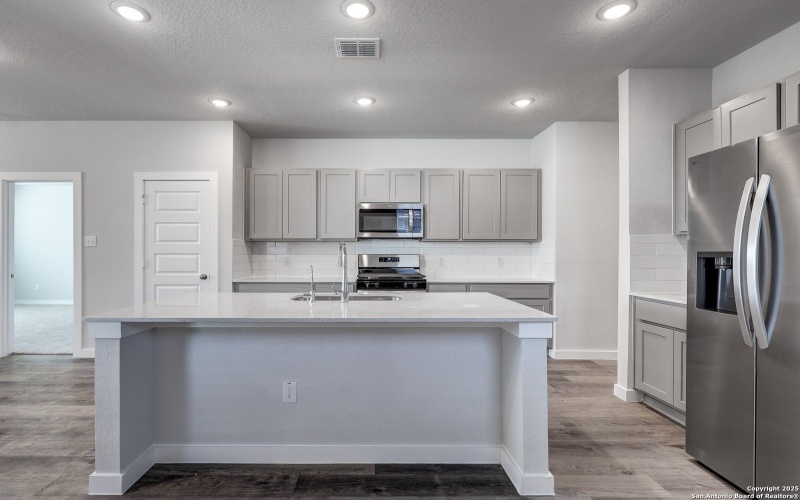 9982 Forestier Grn, San Antonio, TX 78214, 5 Habitaciones Habitaciones , ,3 BañosBaños,Residential,En Venta,9982 Forestier Grn,0,1879271