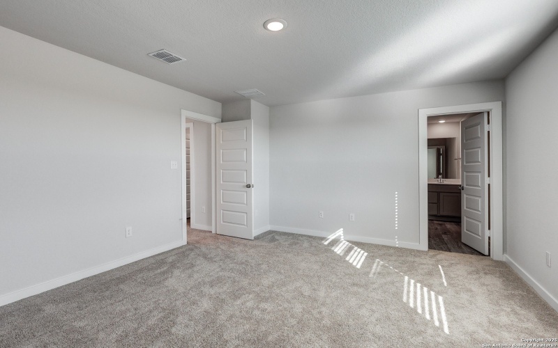 9990 Forestier Grn, San Antonio, TX 78214, 4 Habitaciones Habitaciones , ,3 BañosBaños,Residential,En Venta,9990 Forestier Grn,0,1879297