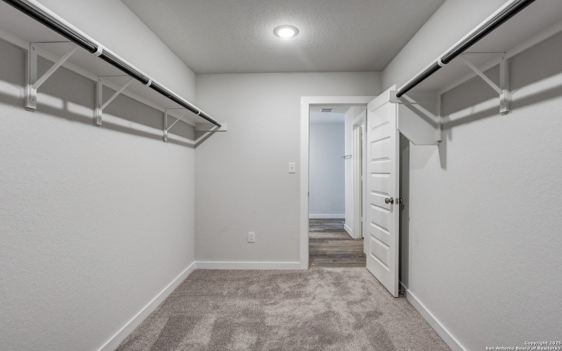 9990 Forestier Grn, San Antonio, TX 78214, 4 Habitaciones Habitaciones , ,3 BañosBaños,Residential,En Venta,9990 Forestier Grn,0,1879297