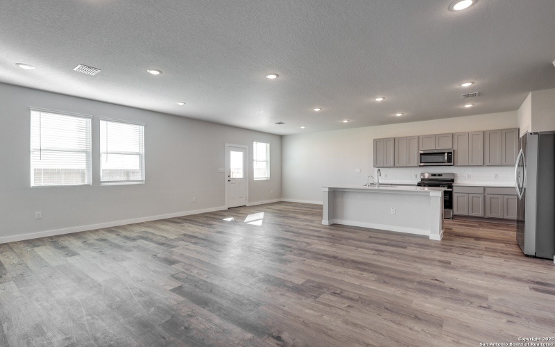 9990 Forestier Grn, San Antonio, TX 78214, 4 Habitaciones Habitaciones , ,3 BañosBaños,Residential,En Venta,9990 Forestier Grn,0,1879297