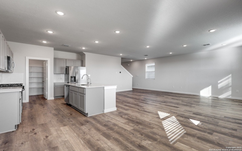 9990 Forestier Grn, San Antonio, TX 78214, 4 Habitaciones Habitaciones , ,3 BañosBaños,Residential,En Venta,9990 Forestier Grn,0,1879297