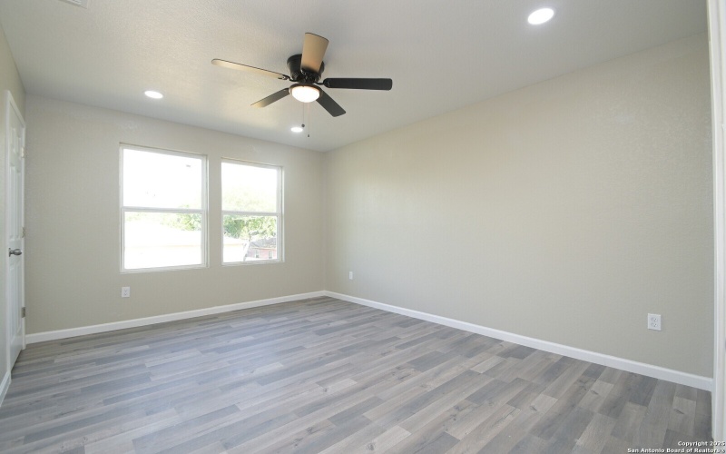 165 N San Felipe, San Antonio, TX 78237, 3 Bedrooms Bedrooms, ,2 BathroomsBathrooms,Residential,For Sale,165 N San Felipe,0,1879454