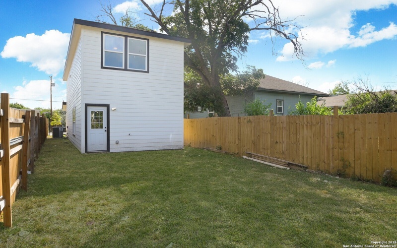 165 N San Felipe, San Antonio, TX 78237, 3 Bedrooms Bedrooms, ,2 BathroomsBathrooms,Residential,For Sale,165 N San Felipe,0,1879454