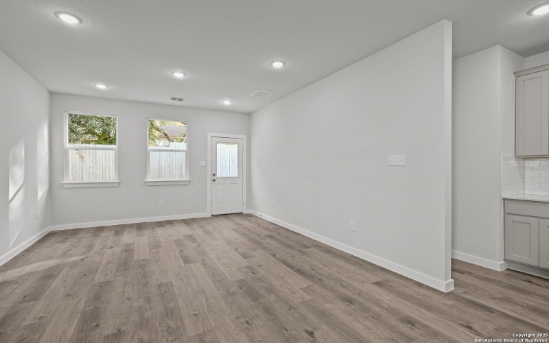 8914 WILDWOOD PASS, San Antonio, TX 78254, 4 Habitaciones Habitaciones , ,2 BañosBaños,Residential,En Venta,8914 WILDWOOD PASS,0,1879758