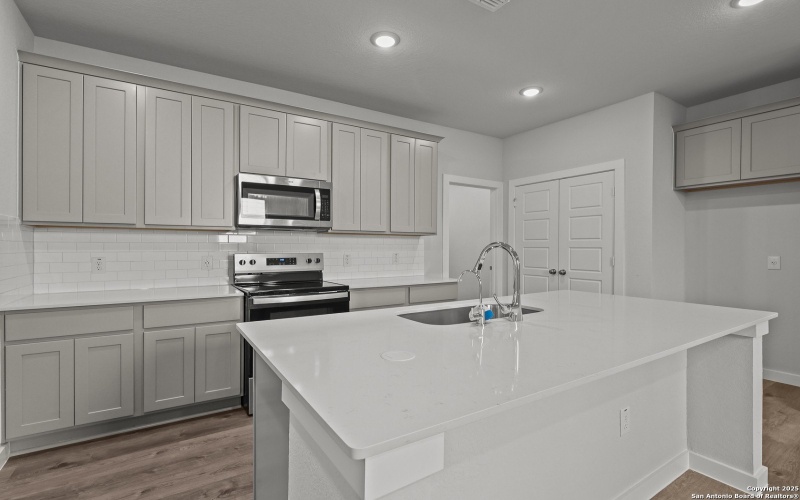 8914 WILDWOOD PASS, San Antonio, TX 78254, 4 Habitaciones Habitaciones , ,2 BañosBaños,Residential,En Venta,8914 WILDWOOD PASS,0,1879758