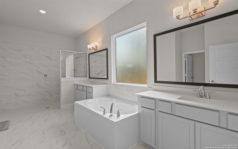 4519 Yoakum Valley, Schertz, TX 78108, 4 Bedrooms Bedrooms, ,3 BathroomsBathrooms,Residential,For Sale,4519 Yoakum Valley,0,1879919