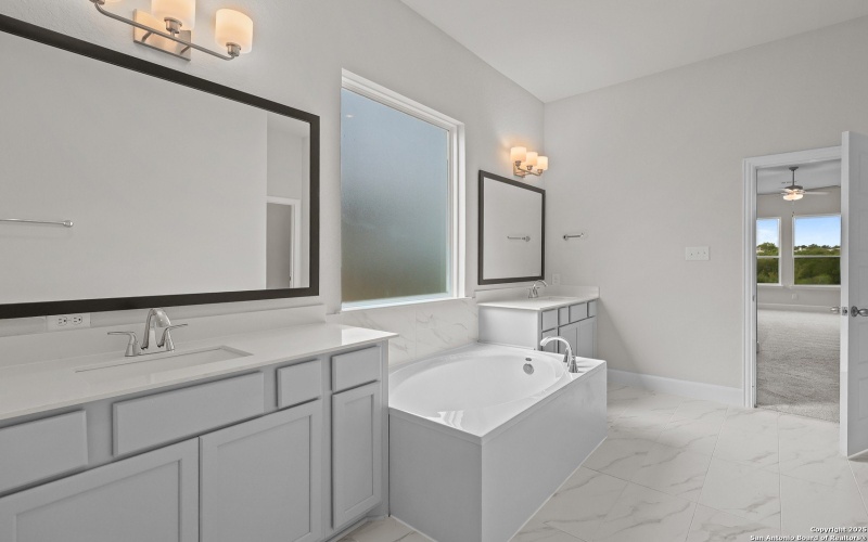 4519 Yoakum Valley, Schertz, TX 78108, 4 Bedrooms Bedrooms, ,3 BathroomsBathrooms,Residential,For Sale,4519 Yoakum Valley,0,1879919