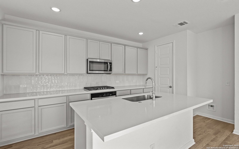 10053 Hombourg Road, Schertz, TX 78154, 4 Habitaciones Habitaciones , ,3 BañosBaños,Residential,En Venta,10053 Hombourg Road,0,1879967