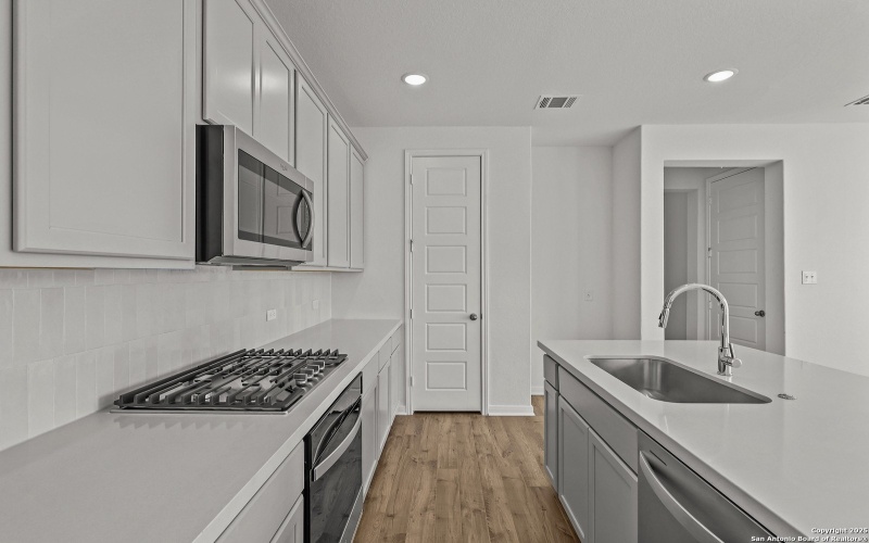 10053 Hombourg Road, Schertz, TX 78154, 4 Habitaciones Habitaciones , ,3 BañosBaños,Residential,En Venta,10053 Hombourg Road,0,1879967