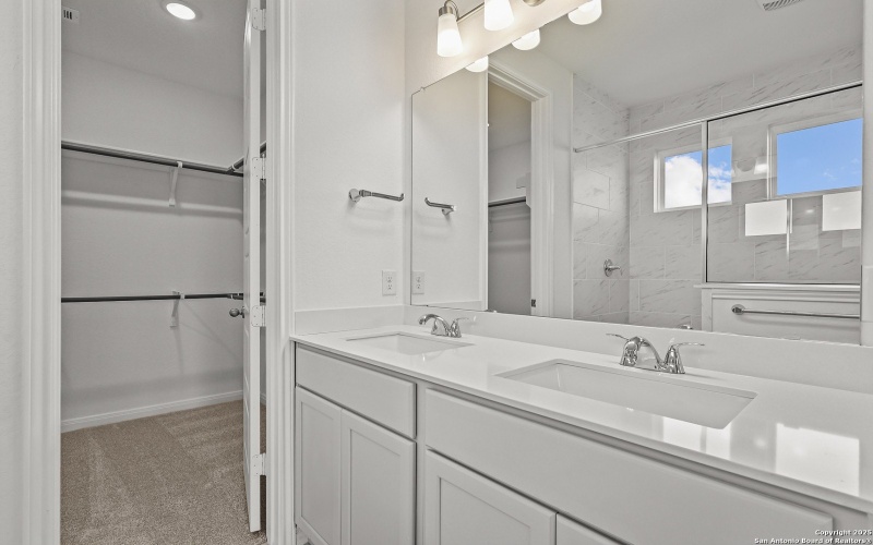 10053 Hombourg Road, Schertz, TX 78154, 4 Habitaciones Habitaciones , ,3 BañosBaños,Residential,En Venta,10053 Hombourg Road,0,1879967