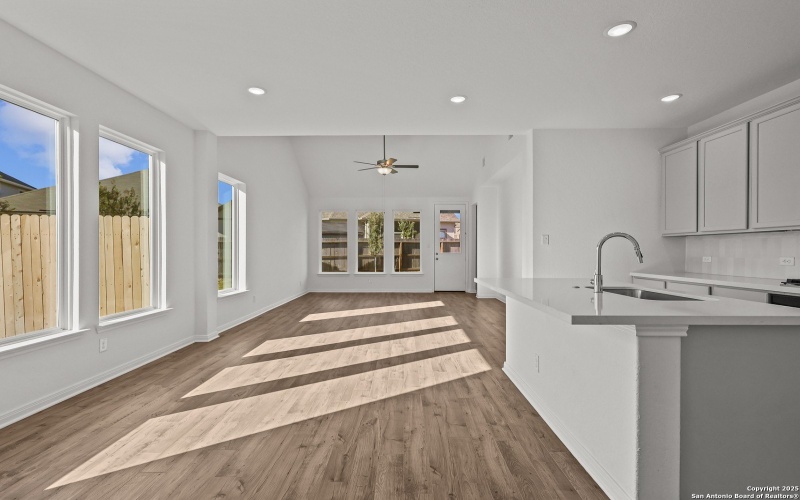 10053 Hombourg Road, Schertz, TX 78154, 4 Habitaciones Habitaciones , ,3 BañosBaños,Residential,En Venta,10053 Hombourg Road,0,1879967