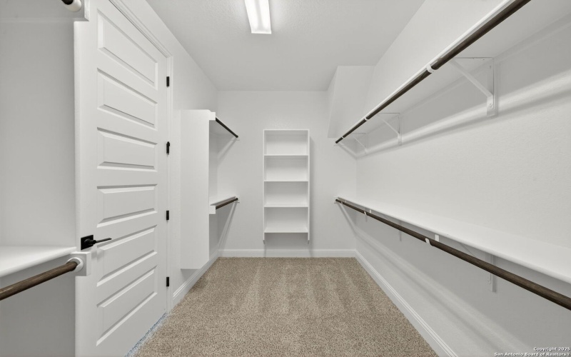 221 Janice Avenue, Castroville, TX 78009, 4 Habitaciones Habitaciones , ,3 BañosBaños,Residential,En Venta,221 Janice Avenue,0,1880516