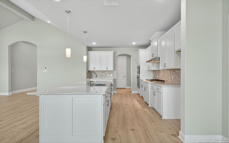 176 Janice Avenue, Castroville, TX 78009, 4 Habitaciones Habitaciones , ,3 BañosBaños,Residential,En Venta,176 Janice Avenue,0,1880518