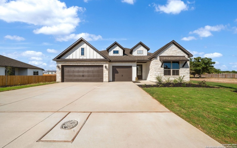 176 Janice Avenue, Castroville, TX 78009, 4 Habitaciones Habitaciones , ,3 BañosBaños,Residential,En Venta,176 Janice Avenue,0,1880518