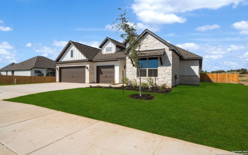 176 Janice Avenue, Castroville, TX 78009, 4 Habitaciones Habitaciones , ,3 BañosBaños,Residential,En Venta,176 Janice Avenue,0,1880518