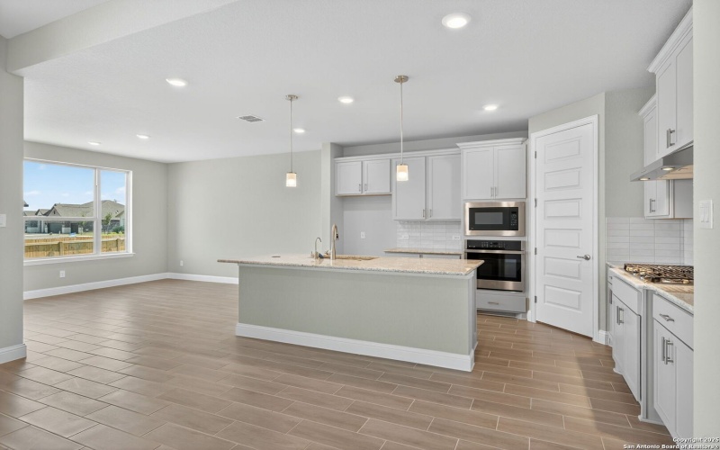 242 Janice Avenue, Castroville, TX 78009, 4 Habitaciones Habitaciones , ,3 BañosBaños,Residential,En Venta,242 Janice Avenue,0,1880852