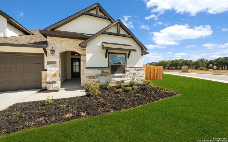 242 Janice Avenue, Castroville, TX 78009, 4 Habitaciones Habitaciones , ,3 BañosBaños,Residential,En Venta,242 Janice Avenue,0,1880852