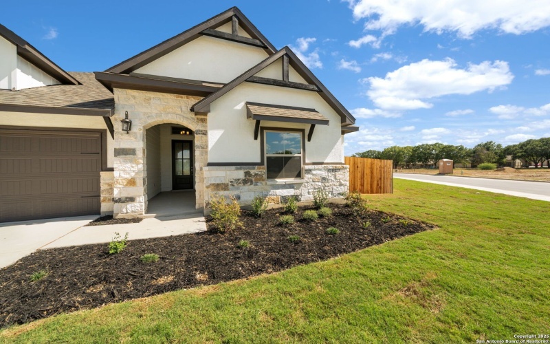 242 Janice Avenue, Castroville, TX 78009, 4 Habitaciones Habitaciones , ,3 BañosBaños,Residential,En Venta,242 Janice Avenue,0,1880852