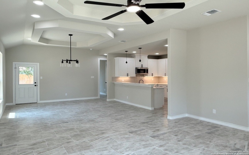 2412 Ceralvo St, San Antonio, TX 78237, 3 Bedrooms Bedrooms, ,2 BathroomsBathrooms,Residential,For Sale,2412 Ceralvo St,0,1881262