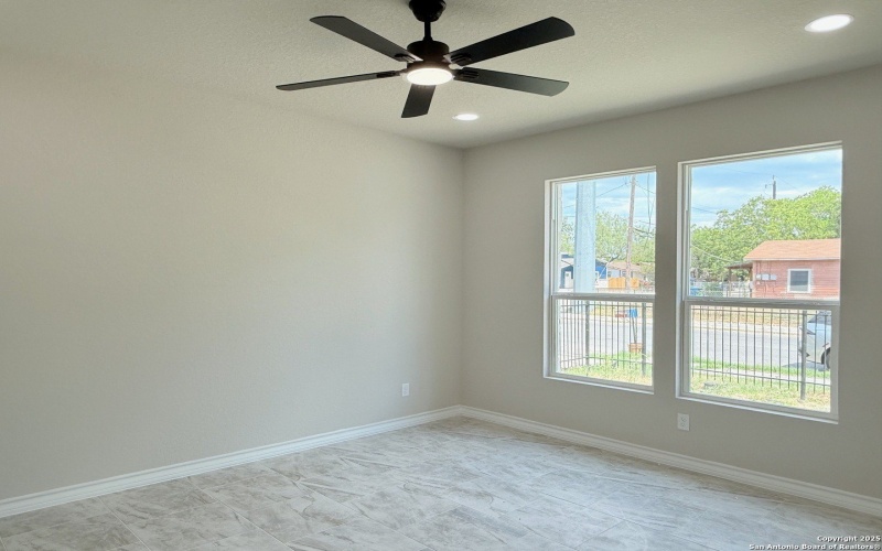 2412 Ceralvo St, San Antonio, TX 78237, 3 Bedrooms Bedrooms, ,2 BathroomsBathrooms,Residential,For Sale,2412 Ceralvo St,0,1881262