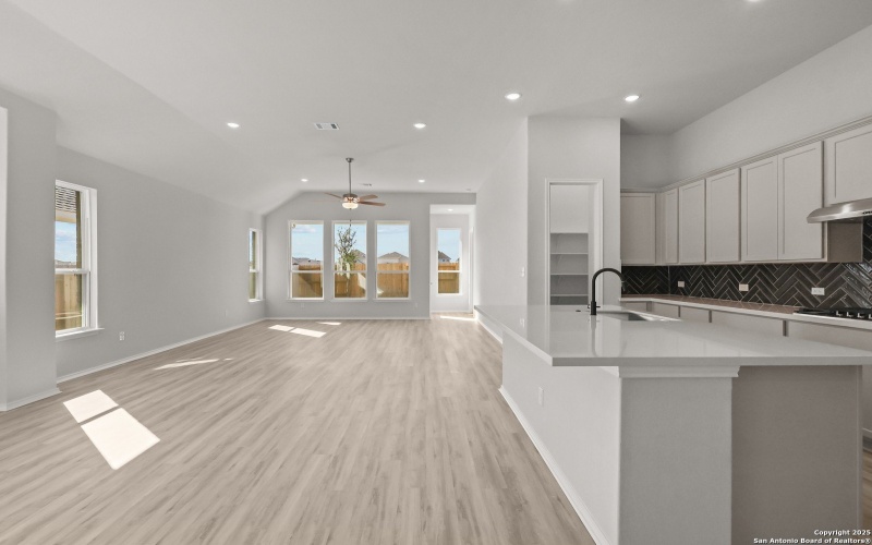 12522 Sylvanite, San Antonio, TX 78254, 4 Habitaciones Habitaciones , ,3 BañosBaños,Residential,En Venta,12522 Sylvanite,0,1881816