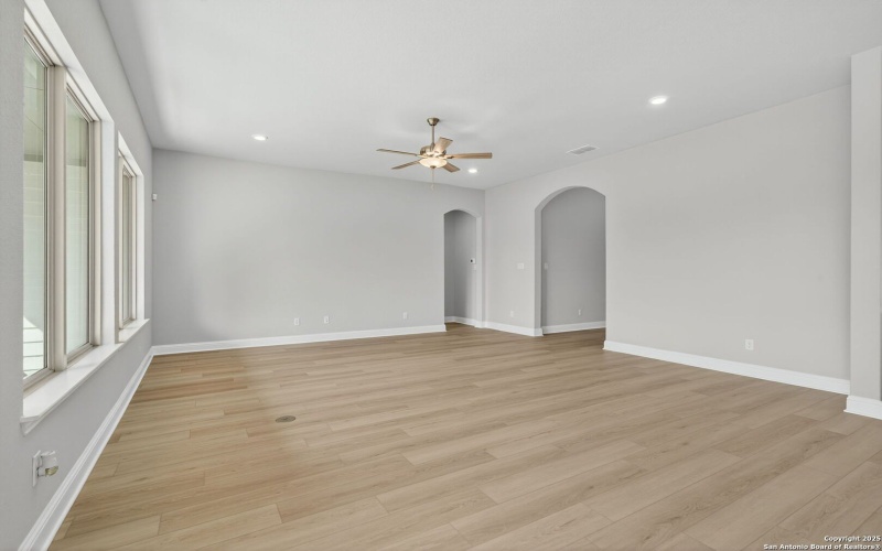 254 Allen Ave, Castroville, TX 78009, 4 Habitaciones Habitaciones , ,2 BañosBaños,Residential,En Venta,254 Allen Ave,0,1881926