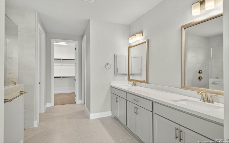 254 Allen Ave, Castroville, TX 78009, 4 Habitaciones Habitaciones , ,2 BañosBaños,Residential,En Venta,254 Allen Ave,0,1881926