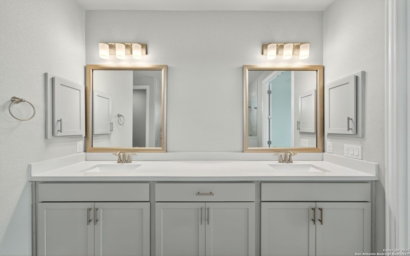 254 Allen Ave, Castroville, TX 78009, 4 Habitaciones Habitaciones , ,2 BañosBaños,Residential,En Venta,254 Allen Ave,0,1881926