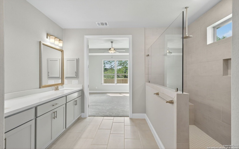 254 Allen Ave, Castroville, TX 78009, 4 Habitaciones Habitaciones , ,2 BañosBaños,Residential,En Venta,254 Allen Ave,0,1881926