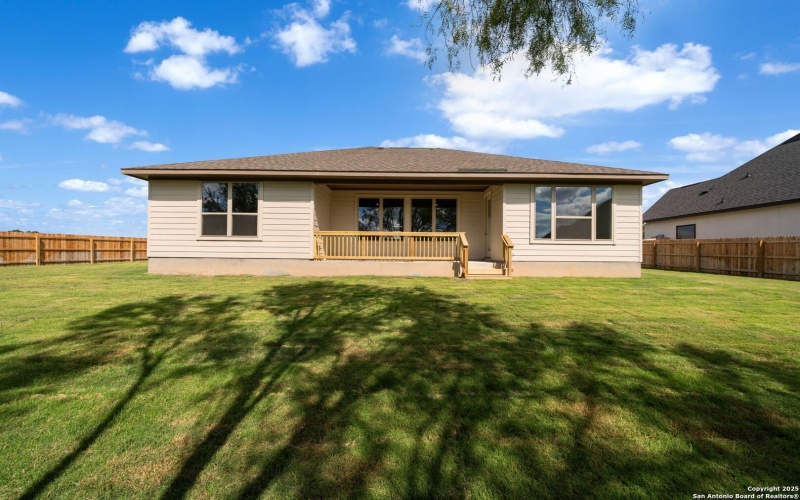 254 Allen Ave, Castroville, TX 78009, 4 Habitaciones Habitaciones , ,2 BañosBaños,Residential,En Venta,254 Allen Ave,0,1881926