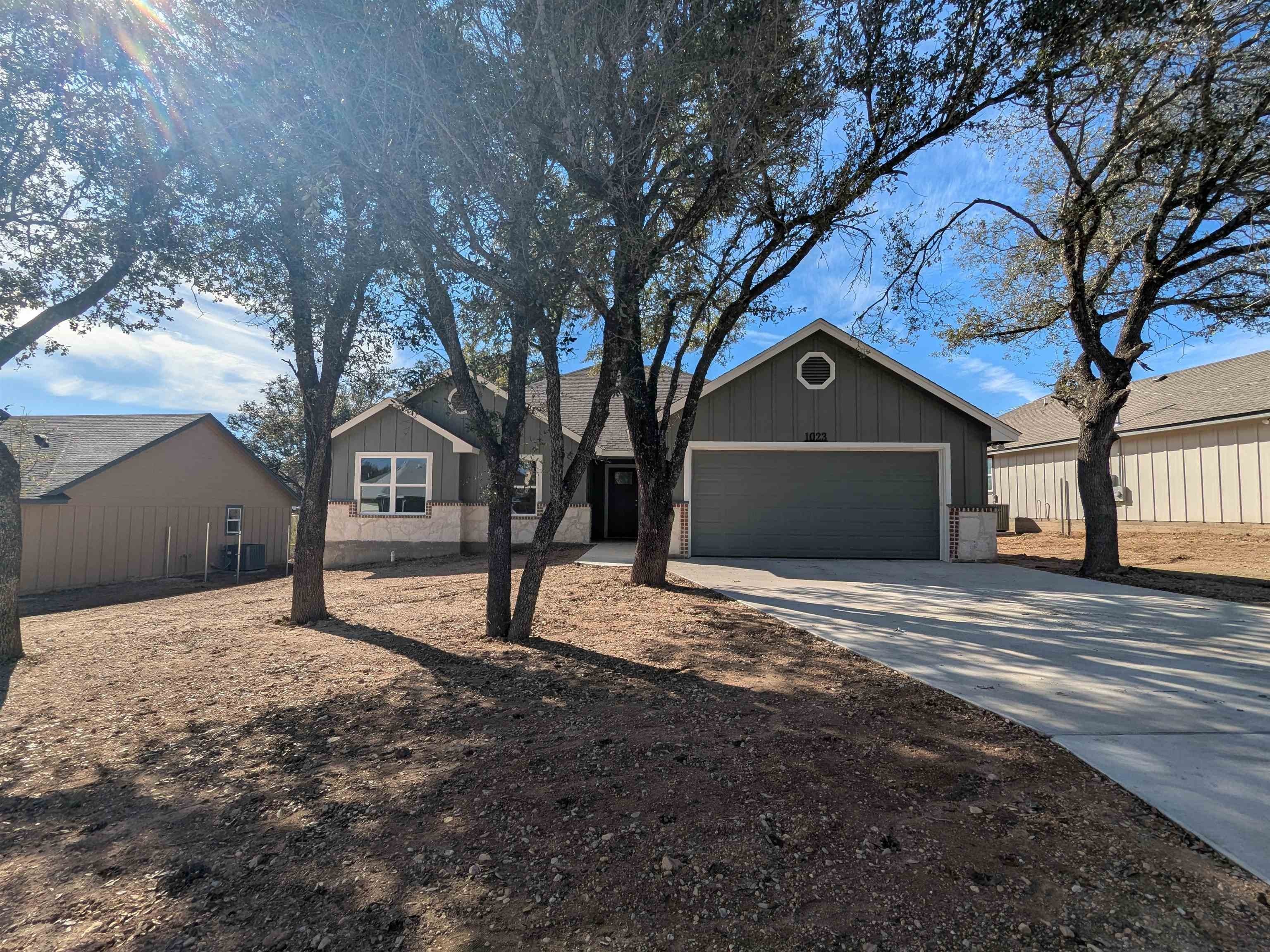 1023 Fieldstone Dr, Lampasas, TX 76550, 3 Habitaciones Habitaciones , ,2 BañosBaños,Residential,En Venta,1023 Fieldstone Dr,0,171558