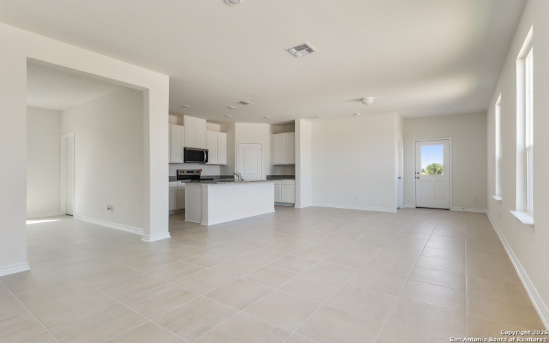 4141 WOODSIDE DR, Seguin, TX 78155, 3 Habitaciones Habitaciones , ,2 BañosBaños,Residential,En Venta,4141 WOODSIDE DR,0,1871547