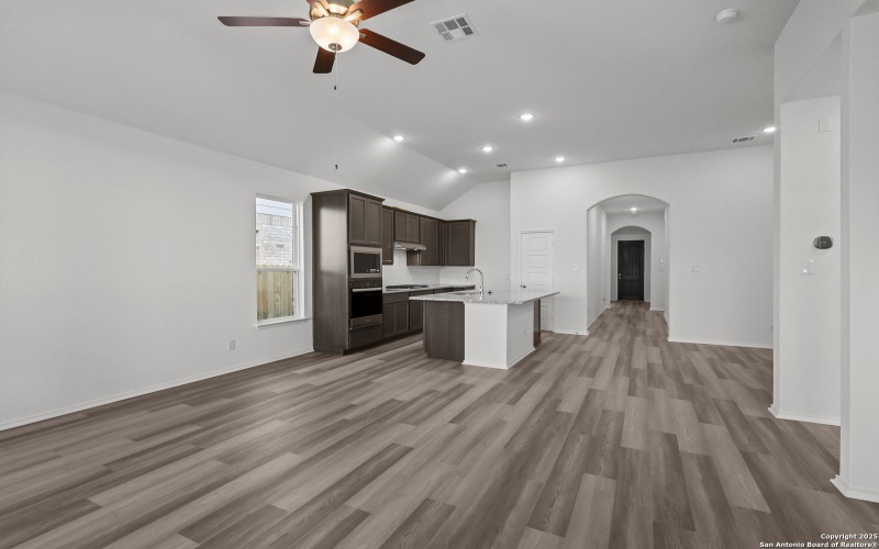 2825 Bergamot Dr., New Braunfels, TX 78130, 4 Habitaciones Habitaciones , ,3 BañosBaños,Residential,En Venta,2825 Bergamot Dr.,0,1871599