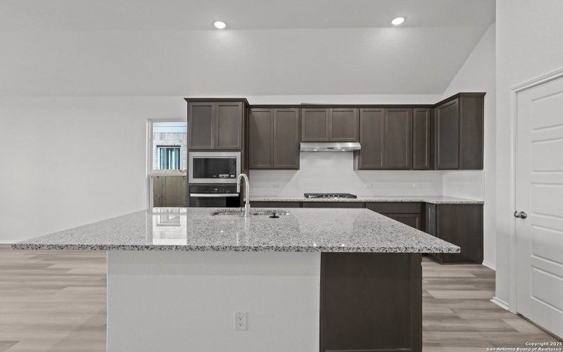 2825 Bergamot Dr., New Braunfels, TX 78130, 4 Habitaciones Habitaciones , ,3 BañosBaños,Residential,En Venta,2825 Bergamot Dr.,0,1871599