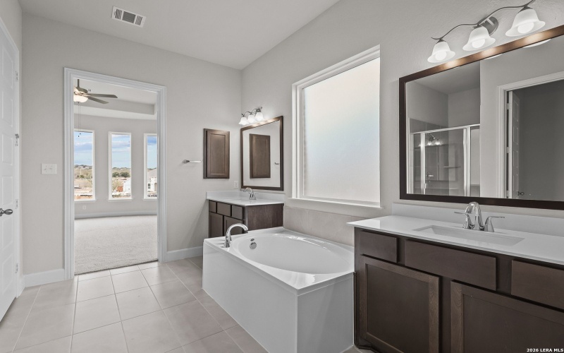 3245 Crosby Creek, Schertz, TX 78108, 4 Bedrooms Bedrooms, ,5 BathroomsBathrooms,Residential,For Sale,3245 Crosby Creek,0,1872054