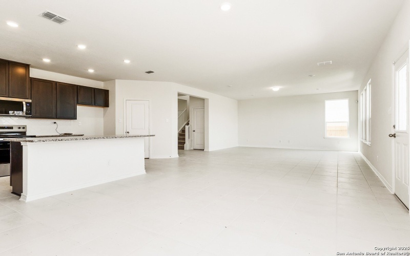 2531 Chronos Dr, San Antonio, TX 78245, 4 Habitaciones Habitaciones , ,2 BañosBaños,Residential,En Venta,2531 Chronos Dr,0,1872305